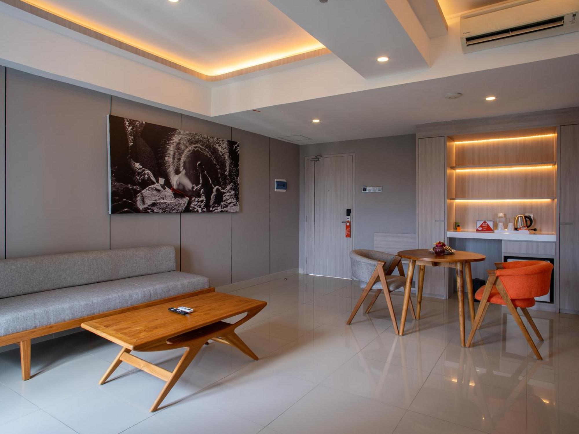 Harris Hotel & Residences Riverview Kuta, Bali Кута Екстер'єр фото