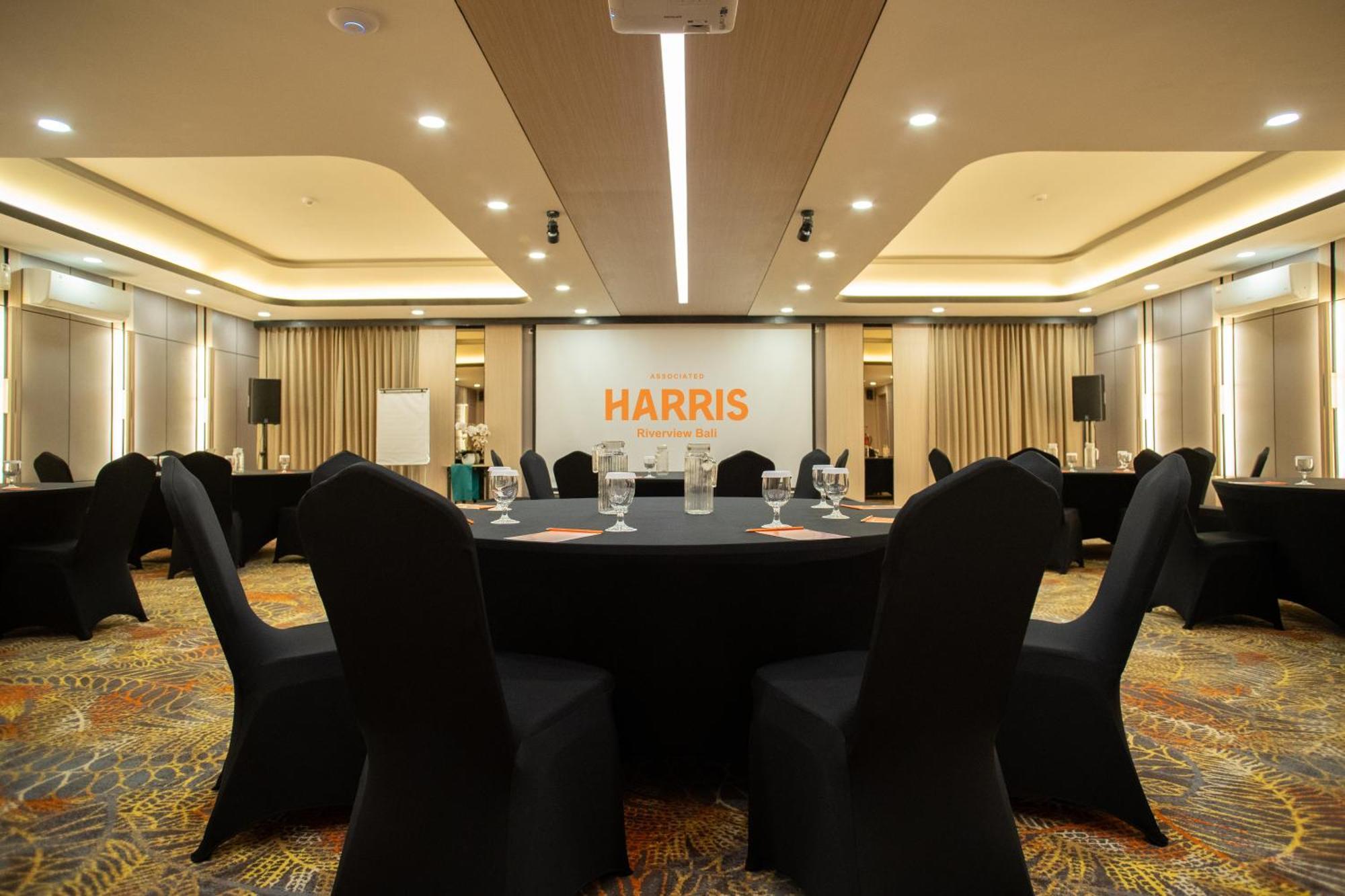 Harris Hotel & Residences Riverview Kuta, Bali Кута Екстер'єр фото